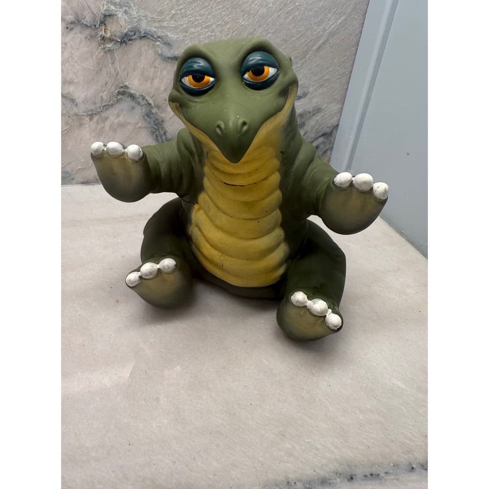 Vintage 1988 Land Before Time Spike Rubber Hand Puppet Amblin Universal Green